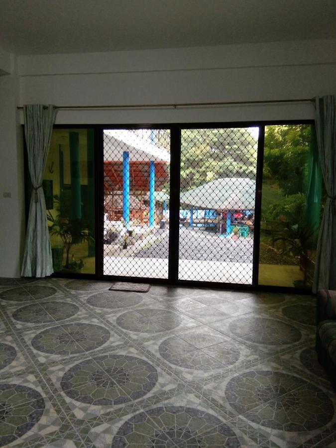 Vila Happy Bear Moalboal Exteriér fotografie